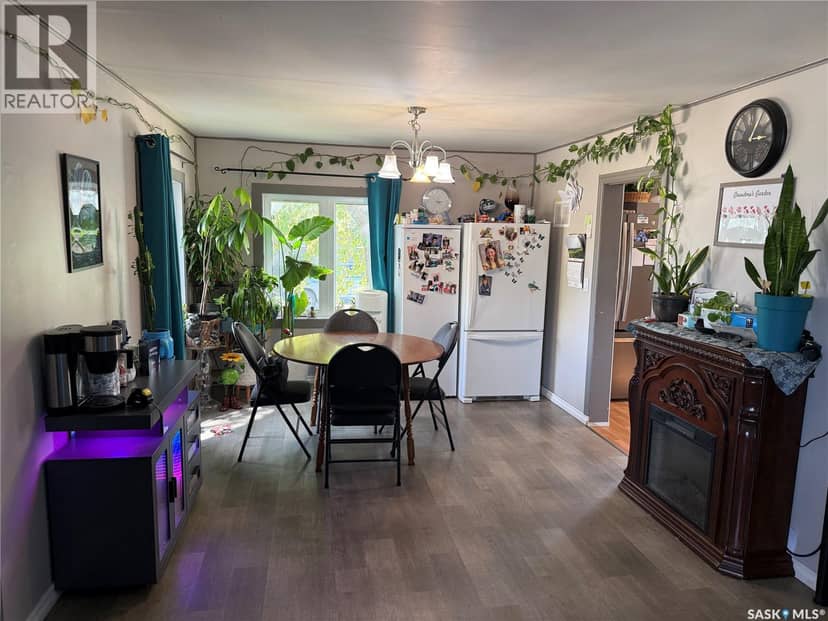 1102 1st Street NE, Carrot River, photo 4
