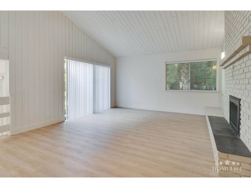 House 12687 23 AVENUE, White Rock, photo 3