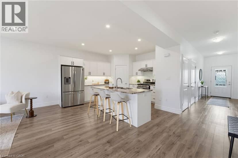 741 HOLLINGER Avenue S, Listowel, photo 4