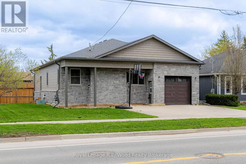 44 Stover Street N, Norwich, photo 2