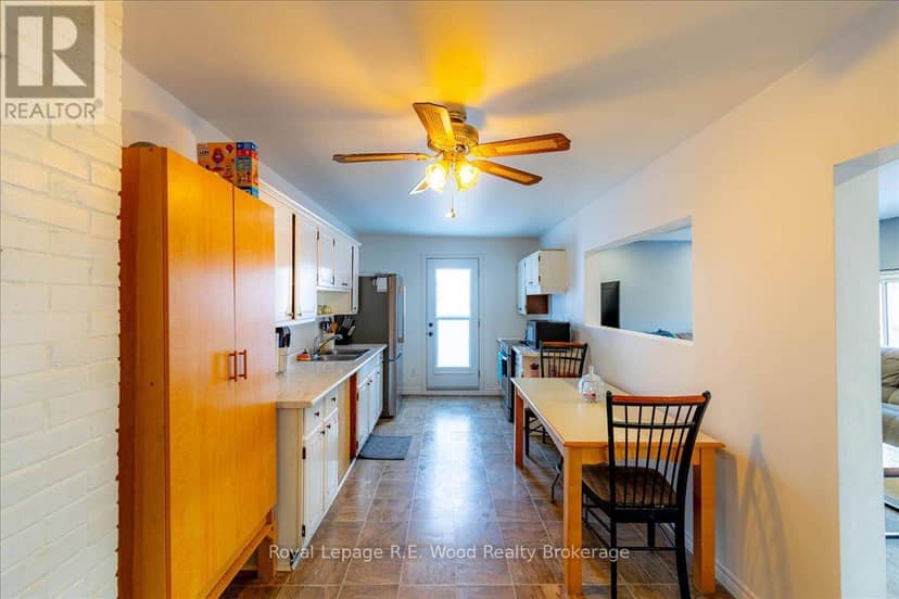 44 Stover Street N, Norwich, photo 6