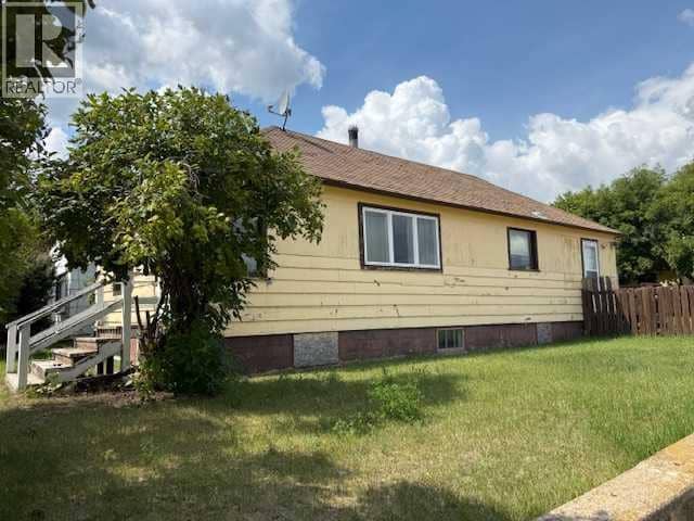5040 51 Street, Hardisty, photo 2