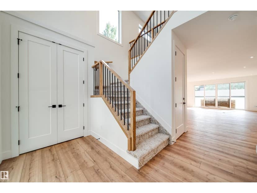 9647 72 AV NW, Edmonton, photo 3