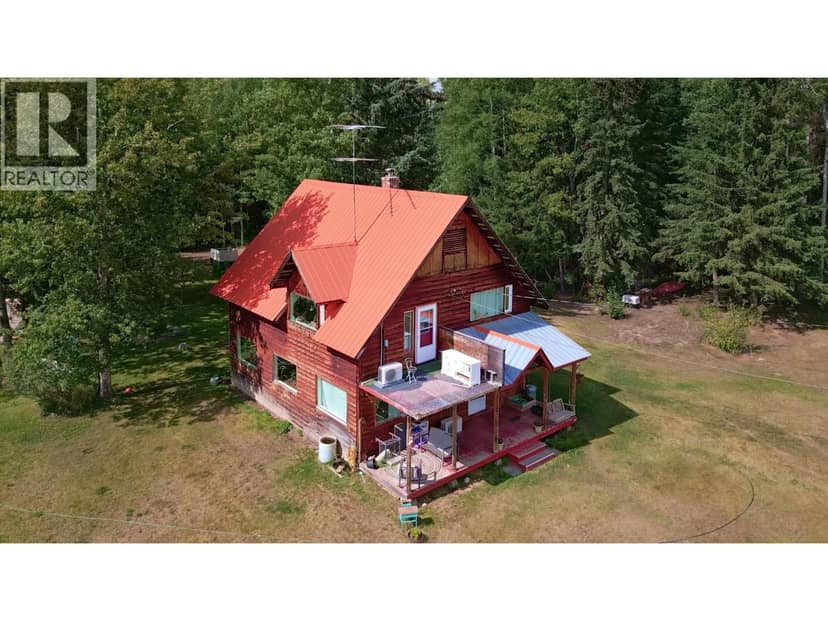 2211 DOYLE ROAD, 150 Mile House, photo 4