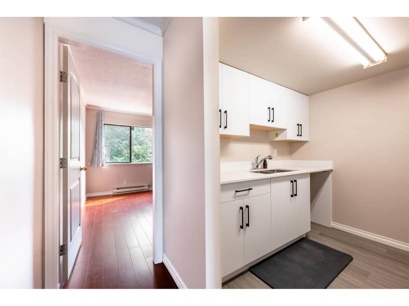 805 10620 150 STREET, Surrey, photo 5