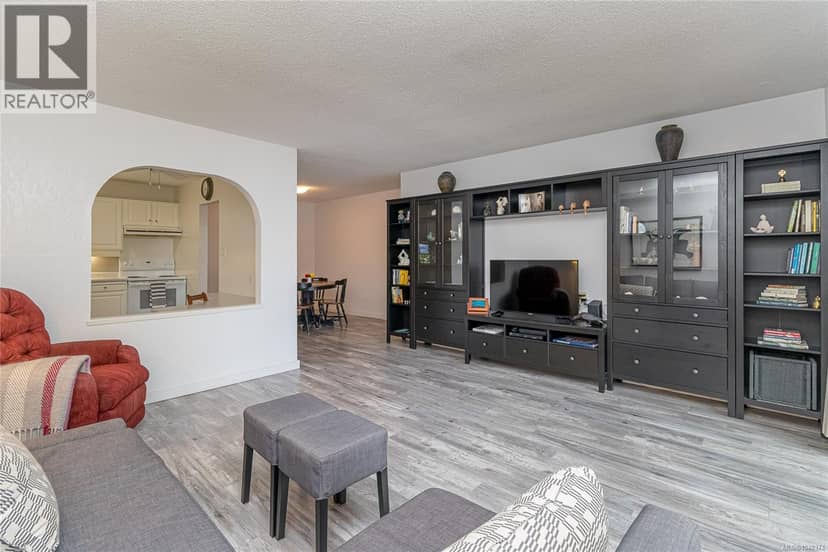 212 1545 Pandora Ave, Victoria