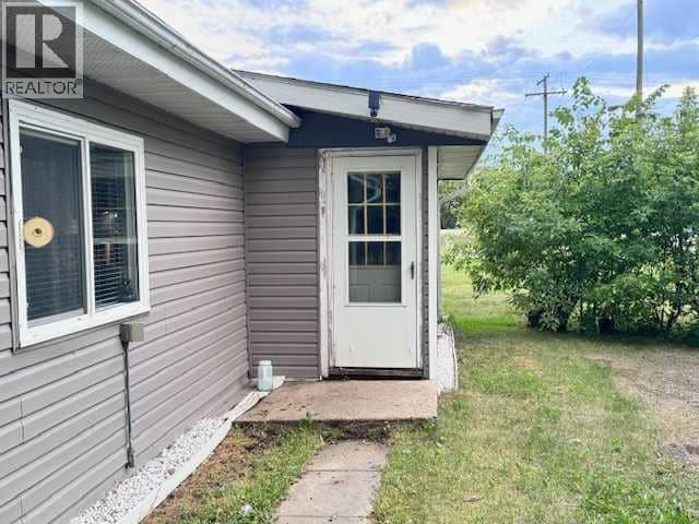 303 2nd Avenue W, Maidstone, photo 2