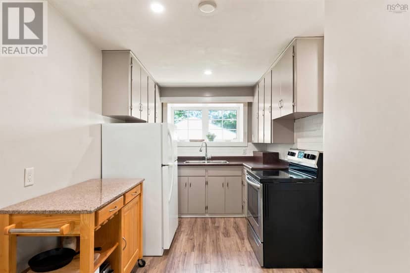 223 Centennial Drive, Bridgetown, photo 8