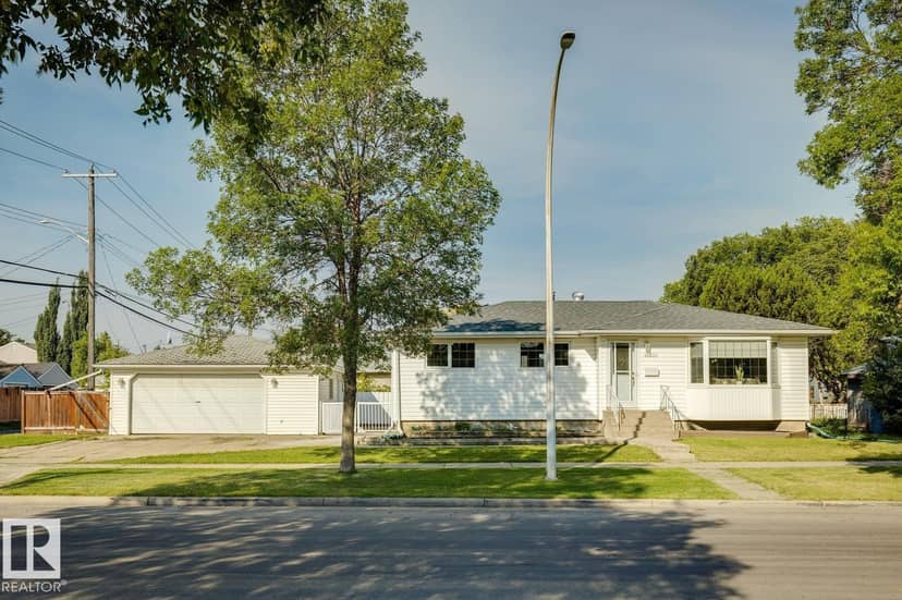 10830 159 ST NW, Edmonton