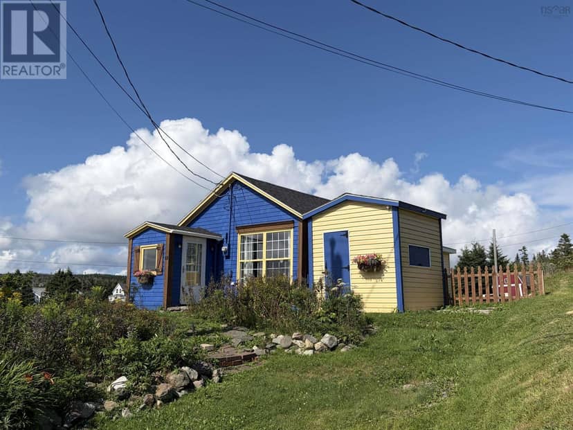 101 Havenside Road, Louisbourg, photo 2