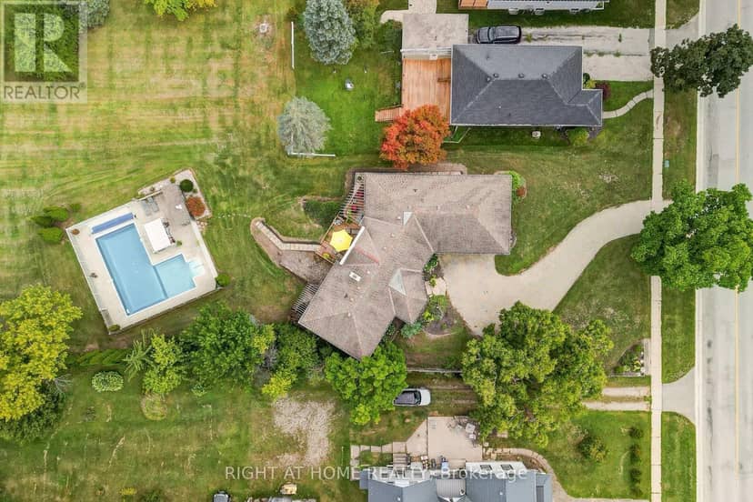 41 Goshen Street S, Bluewater, photo 5