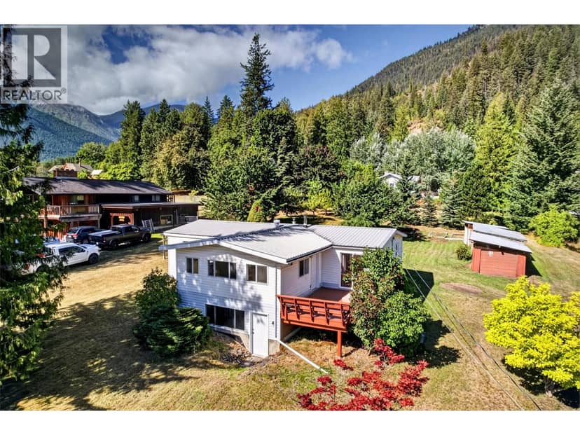 149 8th Street, Kaslo