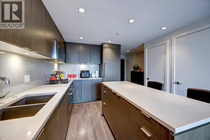 908 125 E 14TH STREET, North Vancouver, photo 4
