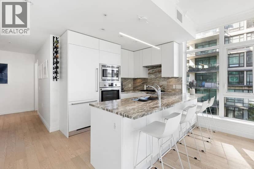 409 185 VICTORY SHIP WAY, North Vancouver, photo 4