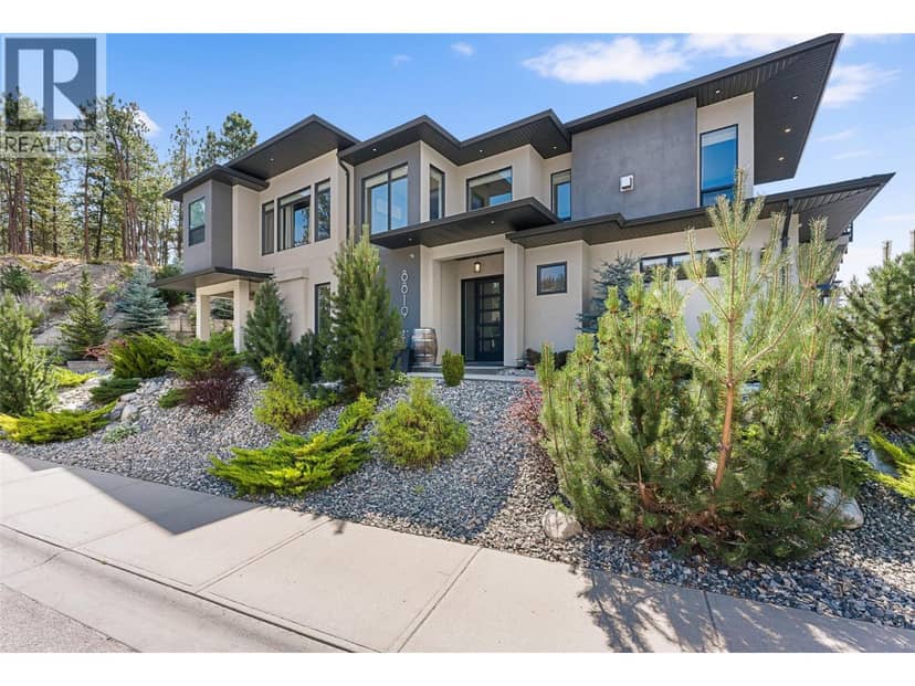 8819 Heritage Drive, Lake Country