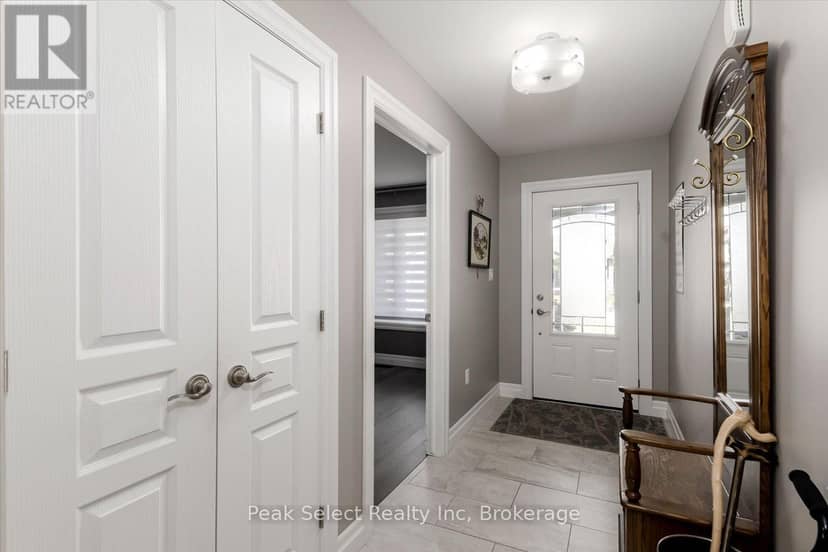 321 Tracy Street, St. Marys, photo 6