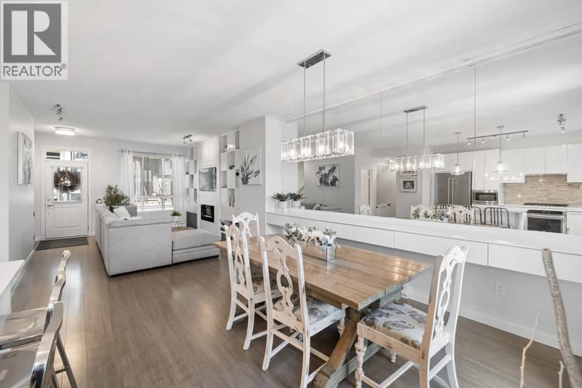 149 3500 BURKE VILLAGE PROMENADE, Coquitlam, photo 3