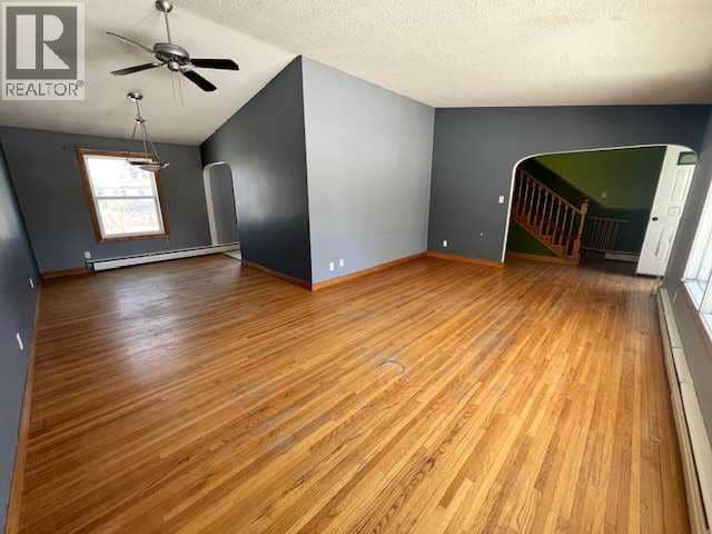 5021 47 Street, Daysland, photo 5