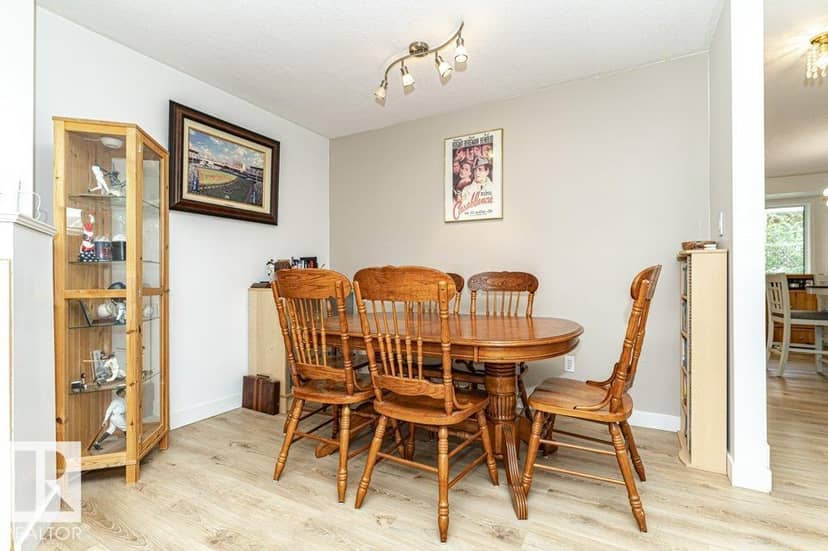 9787 176 ST NW, Edmonton, photo 8