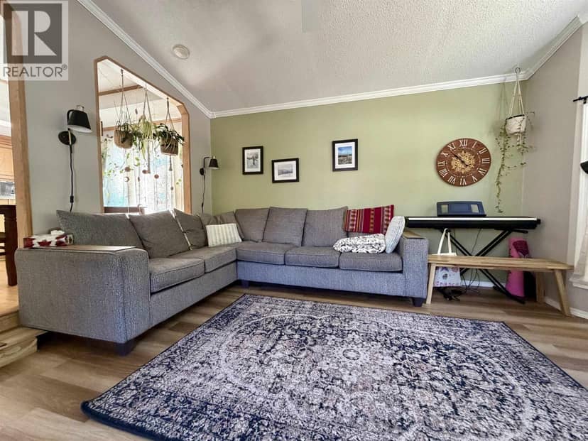 13 4625 GRAHAM AVENUE, Terrace, photo 2