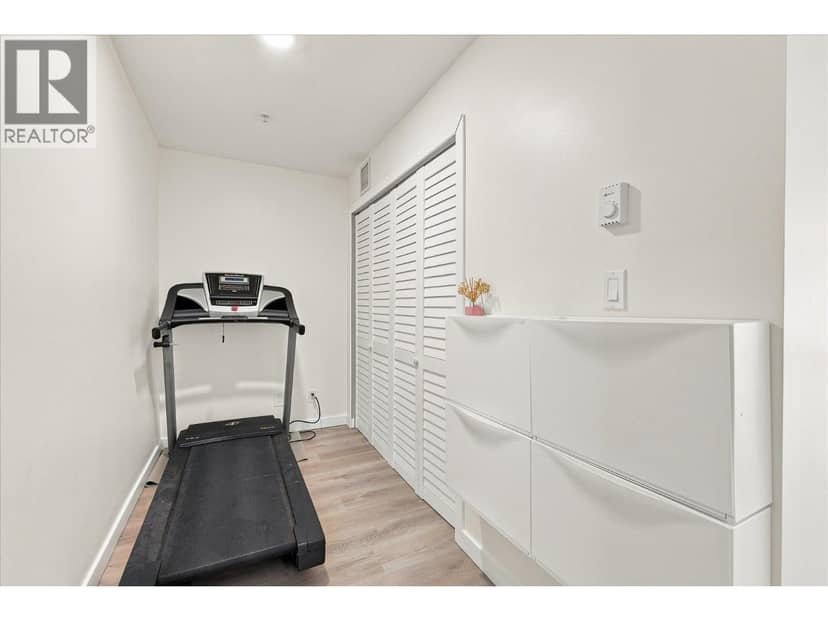 307 1212 Main Street, Squamish, photo 4