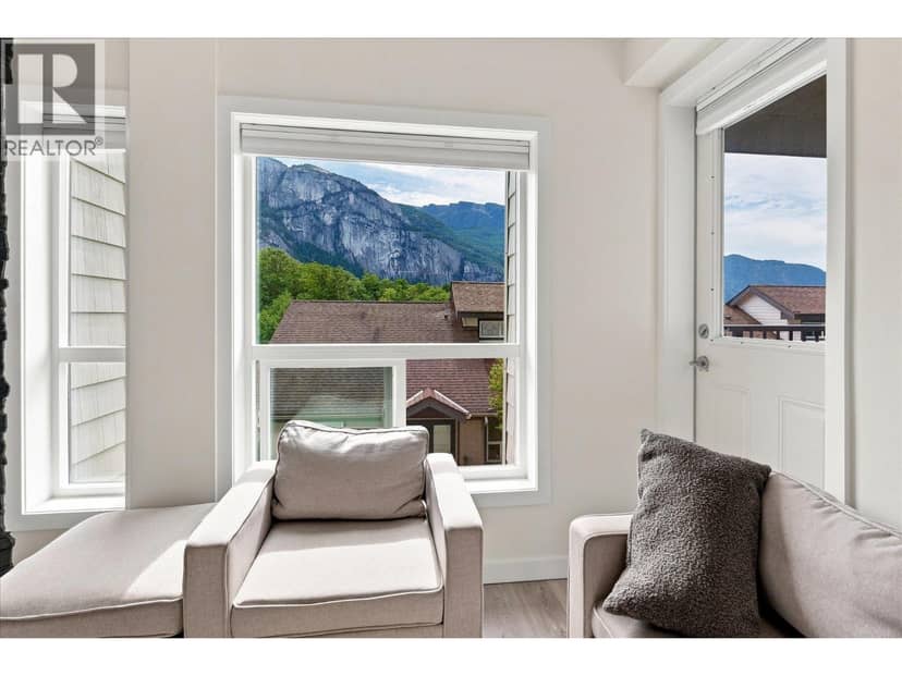 307 1212 Main Street, Squamish, photo 7