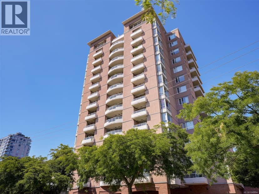 205 930 Yates St, Victoria