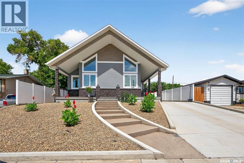 1130 Stadacona STREET W, Moose Jaw