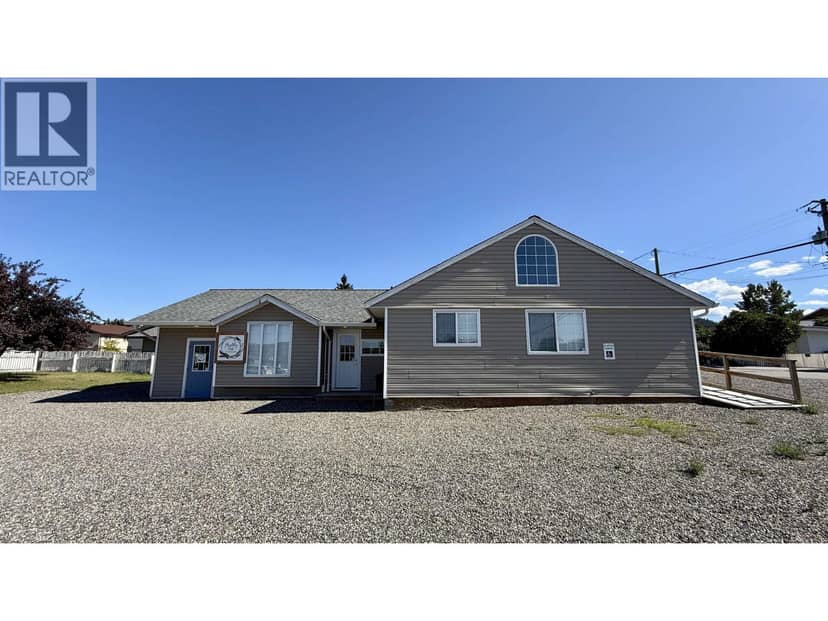 320 FIRST AVENUE, 100 Mile House