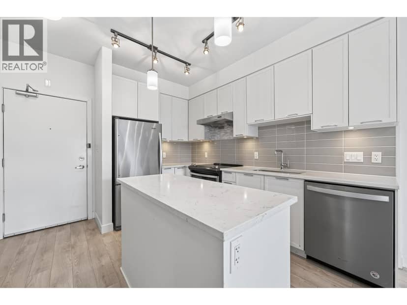 315 828 Gauthier Avenue, Coquitlam