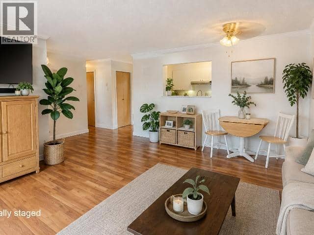 307-5700 WILLOW AVE, Powell River, photo 3