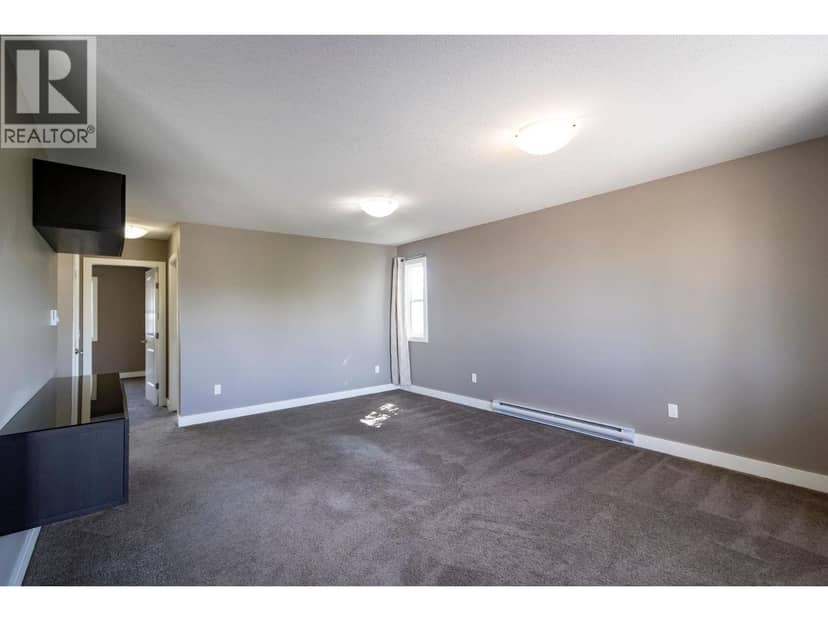 3 10223 98 AVENUE, Fort St. John, photo 6