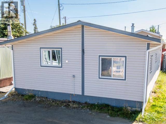 87-833 Range Road, Whitehorse