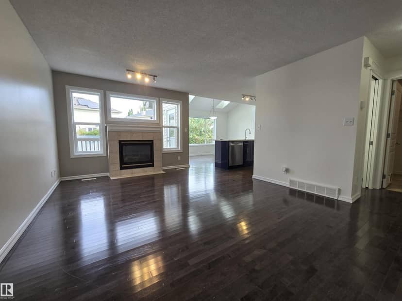 21208 89A AV NW, Edmonton, photo 5