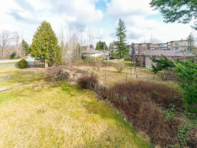 13878 108 AVENUE, Surrey, photo 2