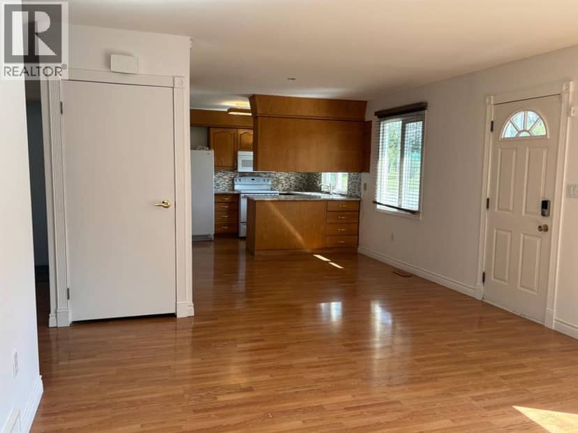 5404 47 Street, Provost, photo 3