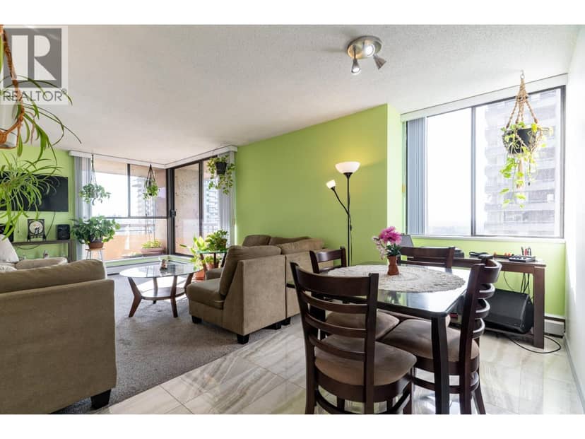 1803 3755 BARTLETT COURT, Burnaby, photo 3