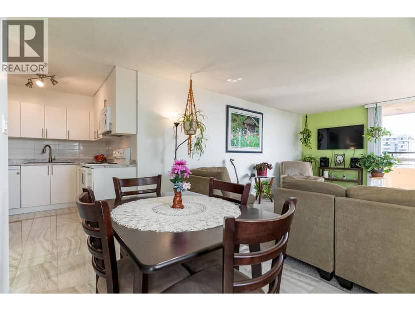 1803 3755 BARTLETT COURT, Burnaby, photo 5
