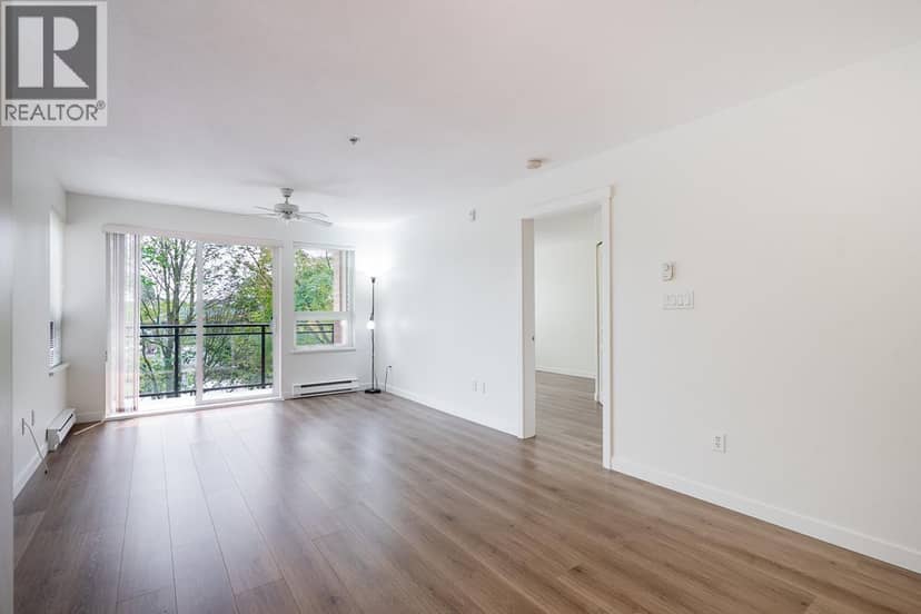 205 9500 ODLIN ROAD, Richmond, photo 4