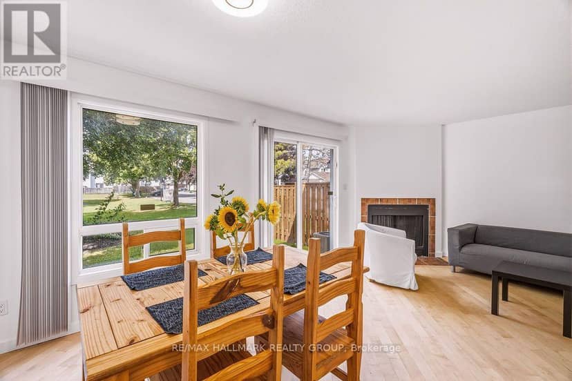 64 - 74 Welsh Private, Ottawa, photo 8