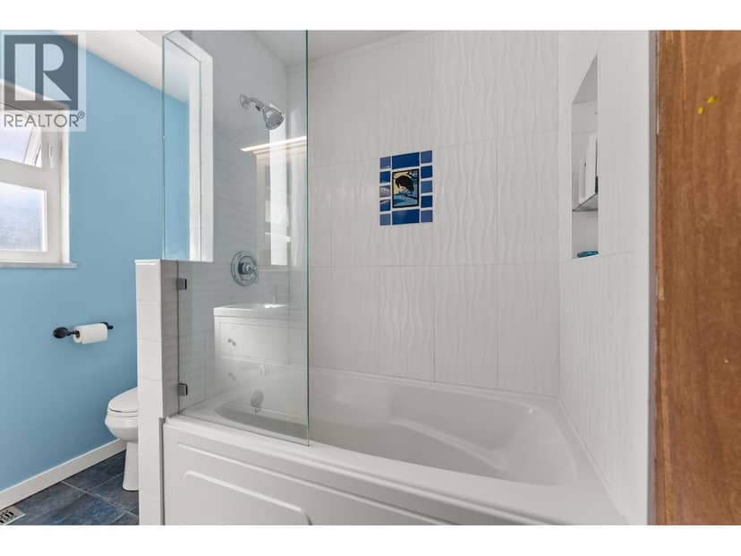 4924 45 Avenue, Delta, photo 7