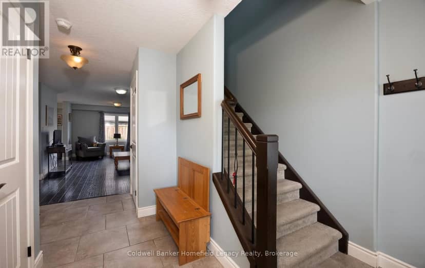 66 Edison Street N, St. Marys, photo 6
