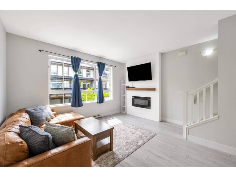 121 19505 68A AVENUE, Surrey, photo 3