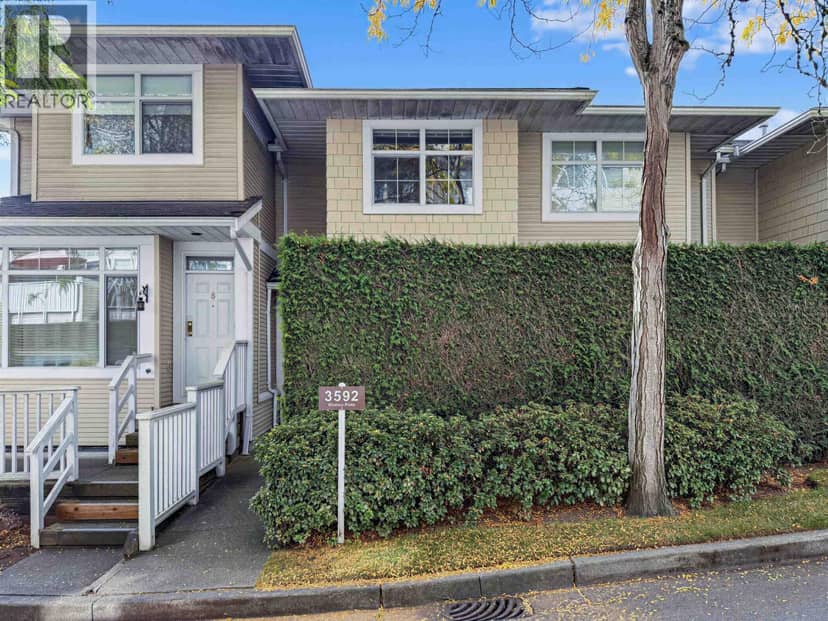 4 3592 WHITNEY PLACE, Vancouver