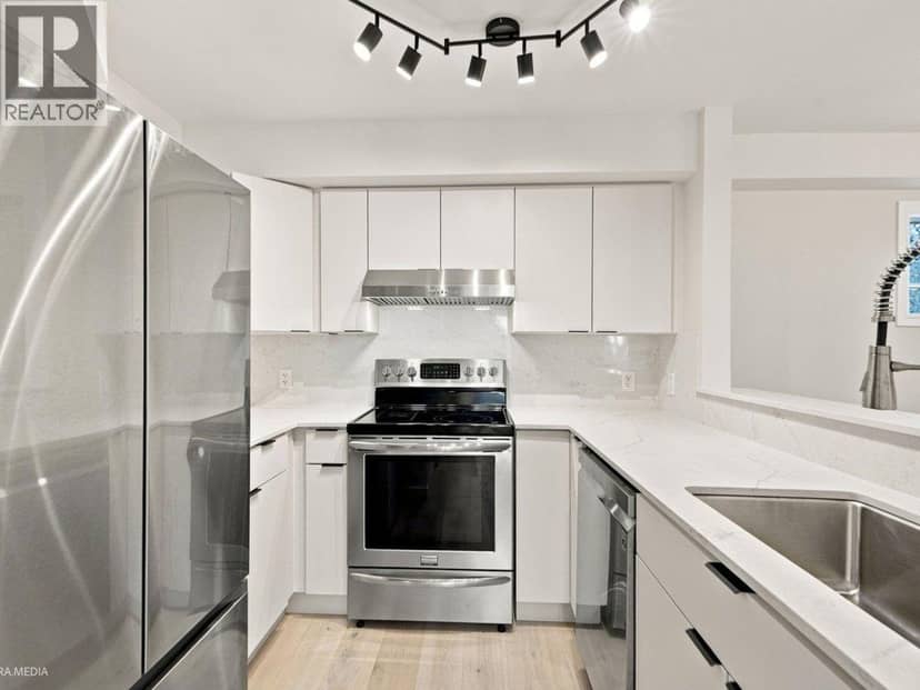 203 3787 Pender Street, Burnaby, photo 8