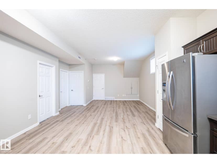 #196 142 Selkirk PL, Leduc, photo 5