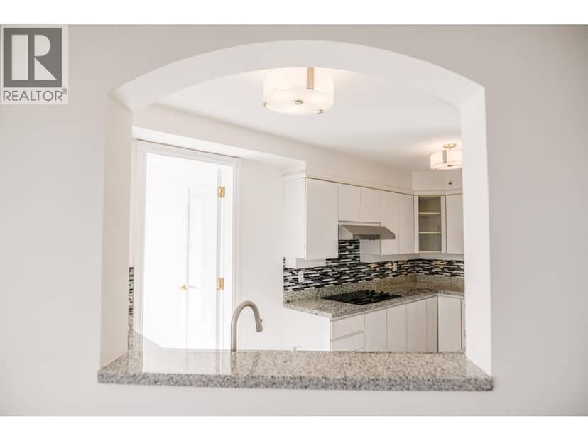 15B 338 TAYLOR WAY, West Vancouver, photo 8