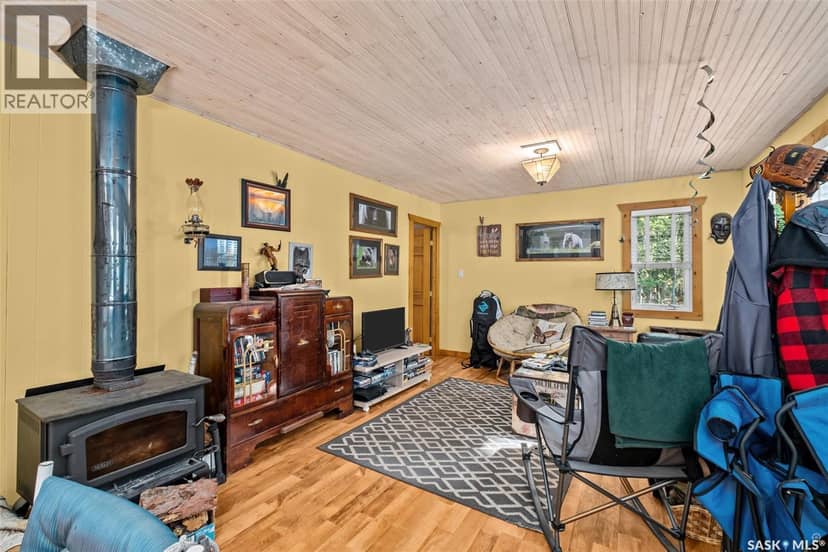 302 Jarvis STREET, Emma Lake, photo 3