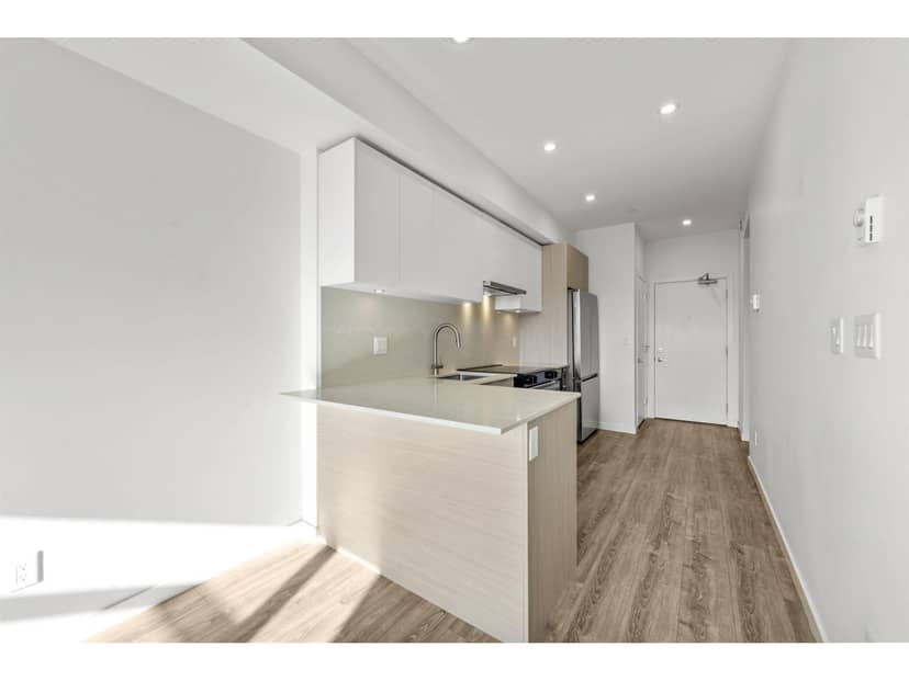 305 10828 139A STREET, Surrey, photo 5