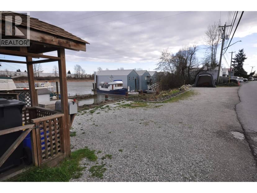 23240 DYKE ROAD, Richmond, photo 2